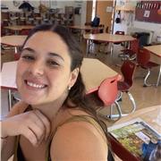 Hola! Soy María Paz, tengo 32 años y cuento con 5 años de experiencia con enseñando a niños de primaria.